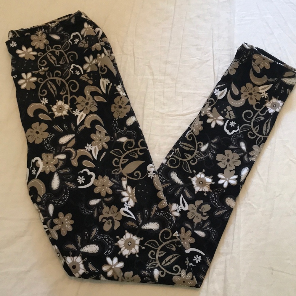 LuLaRoe OS One Size Leggings Floral Paisley